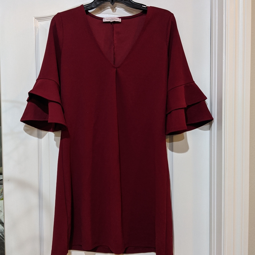 Bell sleeve dress